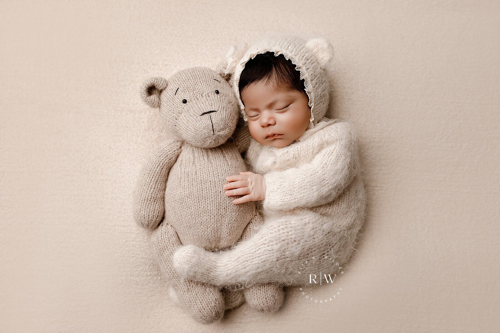 Newborn Photographer in Dallas