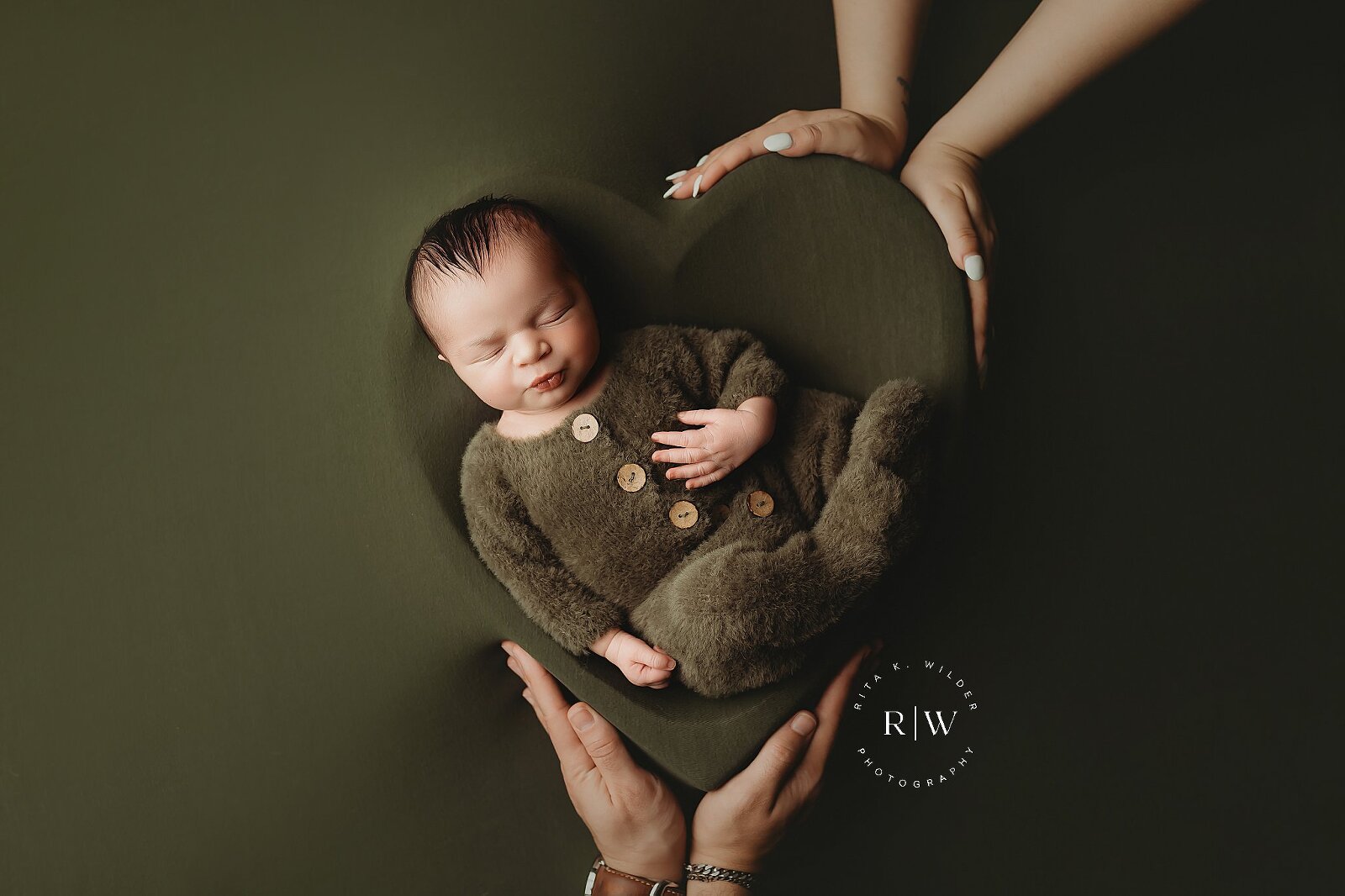Dallas Newborn Photographer