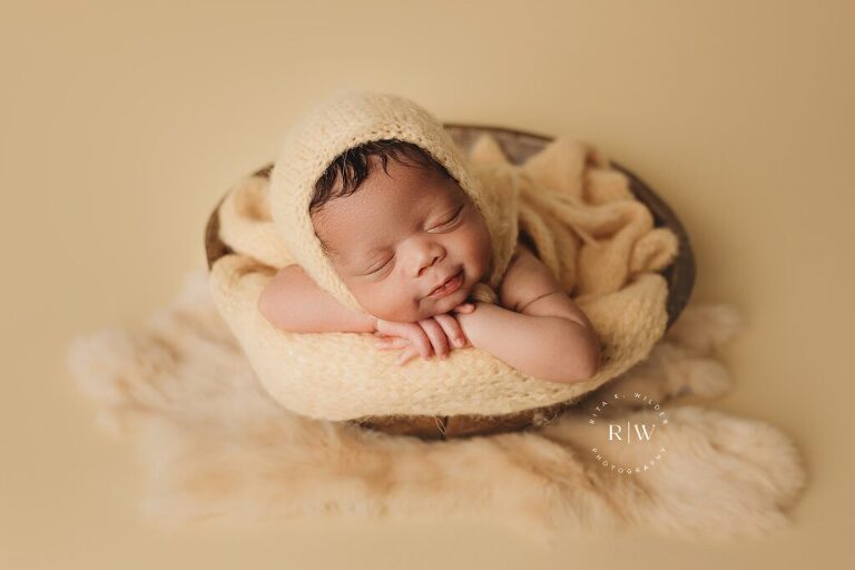 Newborn Photographer Near Me